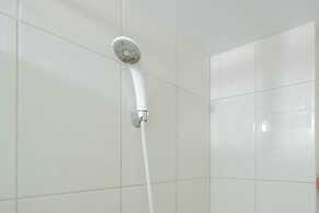 Modern 2BR Apartment for 4 Pax at Springlake Summarecon