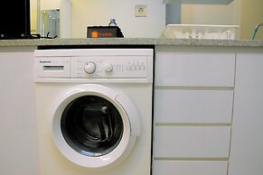 Modern and Full Parquette @ Studio Springlake Summarecon Apartment