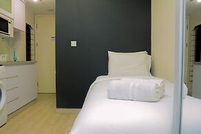 Modern and Full Parquette @ Studio Springlake Summarecon Apartment