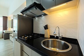 Elegant Studio at Springlake Summarecon Bekasi Apartment