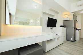 Elegant Studio at Springlake Summarecon Bekasi Apartment
