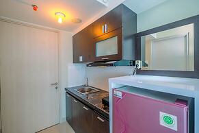 Pool View Studio Apartment @ Springlake Summarecon Bekasi