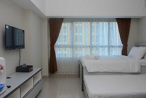 Elegant and Comfy Studio at Springlake Summarecon Apartment