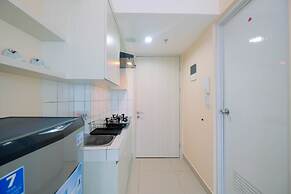 Wonderful Studio The Springlake Summarecon Apartment