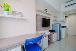 Wonderful Studio The Springlake Summarecon Apartment