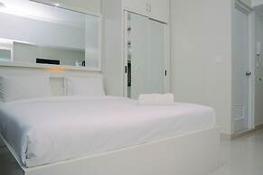Studio Apartment with Garden View at The Springlake View Summarecon