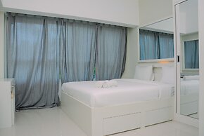 Studio Apartment with Garden View at The Springlake View Summarecon