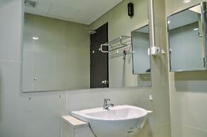 Nice and Cozy 2BR Apartment at Atria Residence