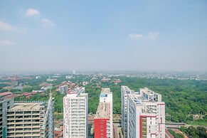 Cozy Living Studio Room at Evenciio Margonda Apartment