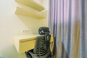 Cozy Living Studio Room at Evenciio Margonda Apartment