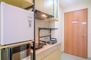 Cozy Living Studio Room at Evenciio Margonda Apartment