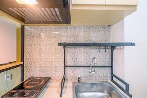 Cozy Living Studio Room at Evenciio Margonda Apartment