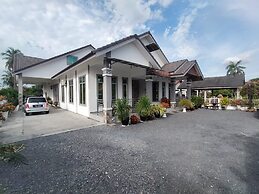 OYO Home 90388 Homestay Masha