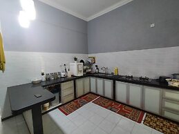 OYO Home 90388 Homestay Masha