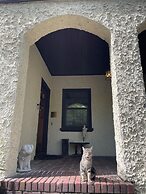 Cecil Bacon Manor