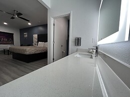 Grand Villa Inn Galleria