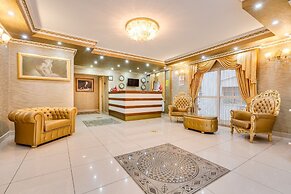 Twins  Boutique Hotel