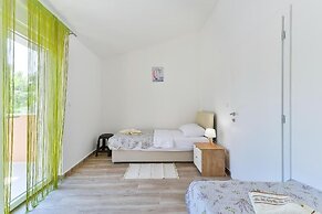 Cascade villas with private garden and jacuzzi