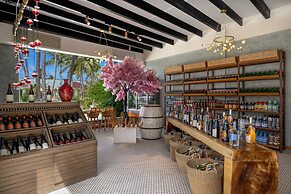 OBLU XPERIENCE Ailafushi - All Inclusive with Free Transfers