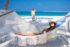 OBLU XPERIENCE Ailafushi - All Inclusive with Free Transfers