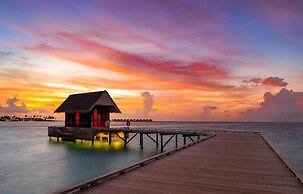 OBLU XPERIENCE Ailafushi - All Inclusive with Free Transfers