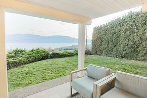 Stunning Views of the Okanagan Lake