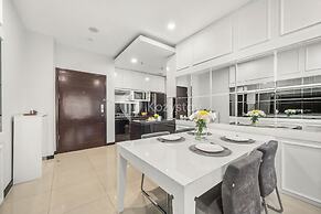 CASTILLE by Kozystay