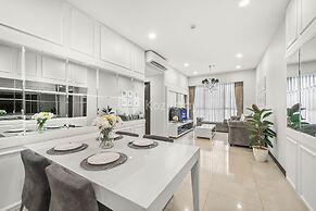 CASTILLE by Kozystay