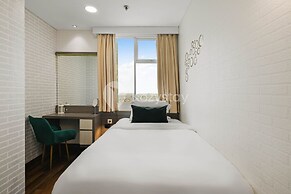 Meadow by Kozystay | Newly Renovated | Kebon Jeruk