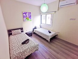 Beach-a-Holic Apartment