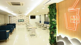 B2 Hat Yai Rat Uthit Boutique & Budget Hotel