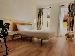 Hostal Manuela by gaiarooms