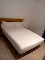 Hostal Manuela by gaiarooms