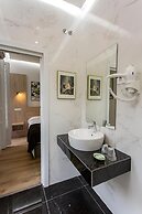 Hostal Manuela by gaiarooms