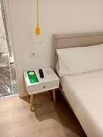 Hostal Manuela by gaiarooms