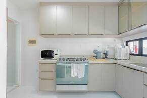 GB39 Apt 2 Quartos Duplex a 50m da Praia