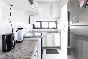 GB39 Apt 2 Quartos Duplex a 50m da Praia