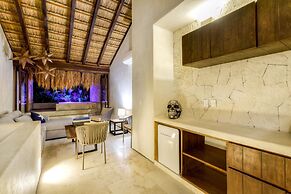 Eco-chic Design Condos Wrapped in Nature's Elements