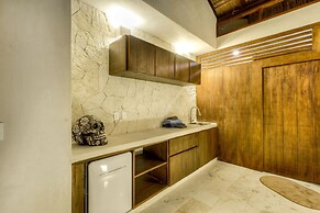 Eco-chic Design Condos Wrapped in Nature's Elements