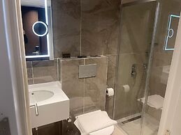 The Biancho Hotel Old City