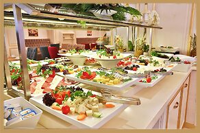 The Biancho Hotel Old City