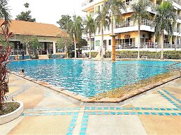 View Talay 5 Studio Apartment - Close to the Beach