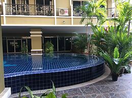 Pratumnak 1 bed With sea View at Siam Oriental Twins