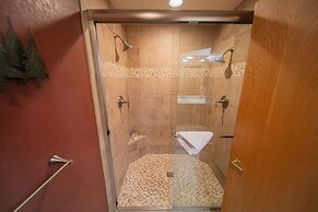 Chateaux Dumont 2709