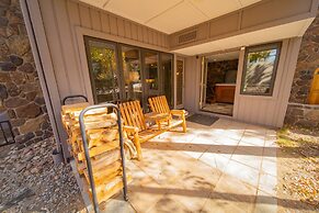 Chateaux Dumont 2709