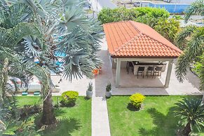 Lovely Condo at Eagle Beach! Great Views