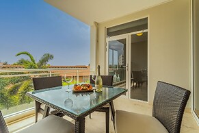 Lovely Condo at Eagle Beach! Great Views