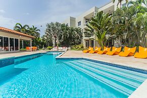 Lovely Condo at Eagle Beach! Great Views