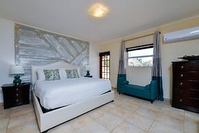 Stylish Villa, Private Pool, Bbq, Privacy