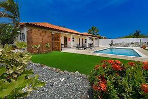 Stylish Villa, Private Pool, Bbq, Privacy
